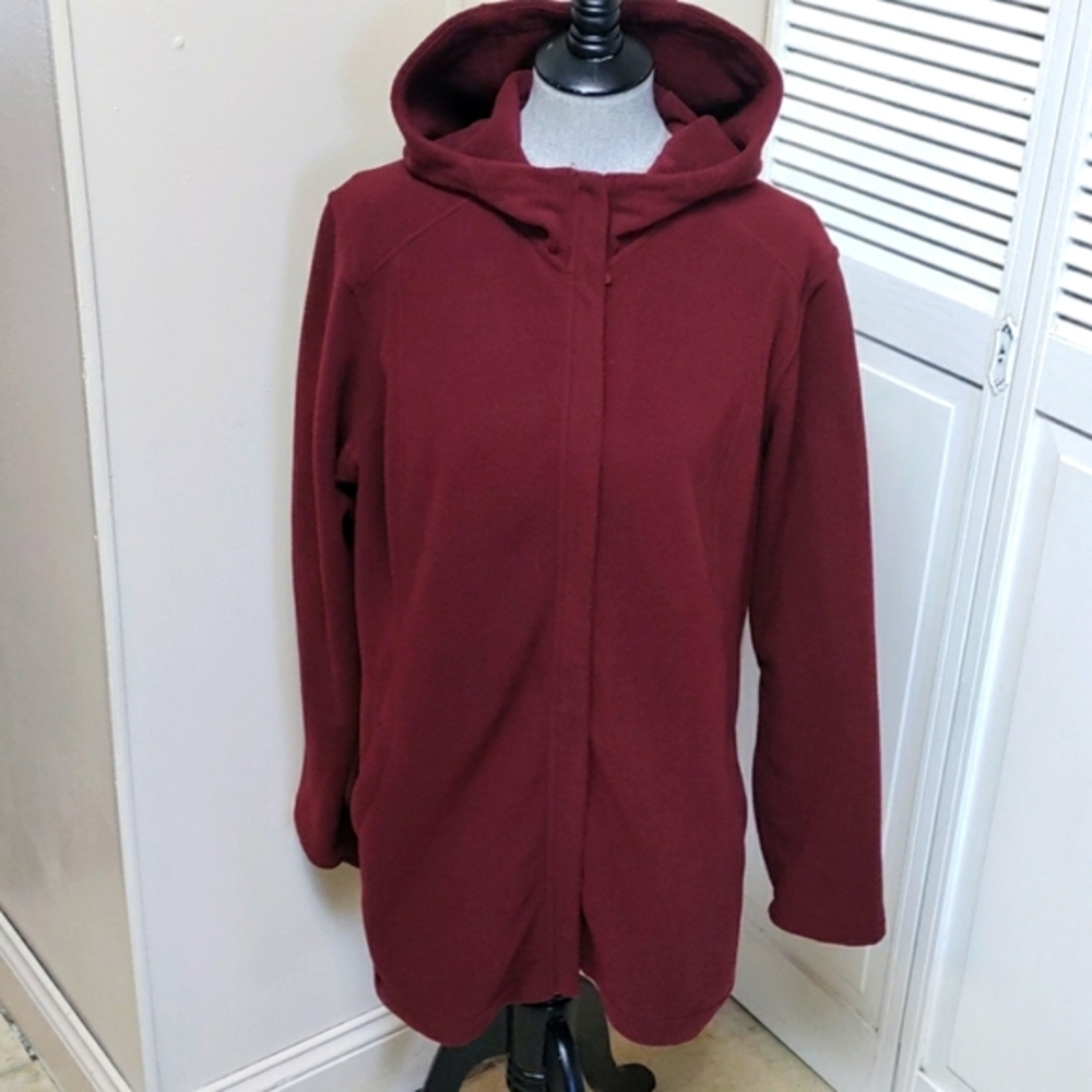Land's End women's fleece full zip plus size jacket. Great Condition